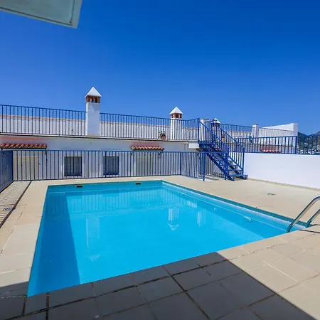 Quiet Pool And Relax Ii Apartment
